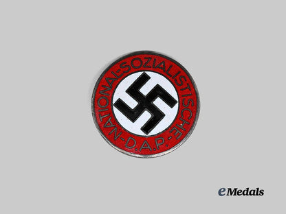 germany,_n_s_d_a_p._a_rare_membership_badge,_by_petz&_lorenz_e_medals__g63604_2