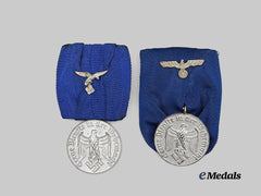 Germany, Wehrmacht. A Pair of 4-Year Long Service Awards, on Parade Mounts, Heer and Luftwaffe Issue