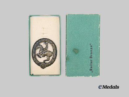 germany,_third_reich._a_german_equestrian_badge,_bronze_grade_with_case,_by_steinhauer&_lück_e_medals__g63611_3