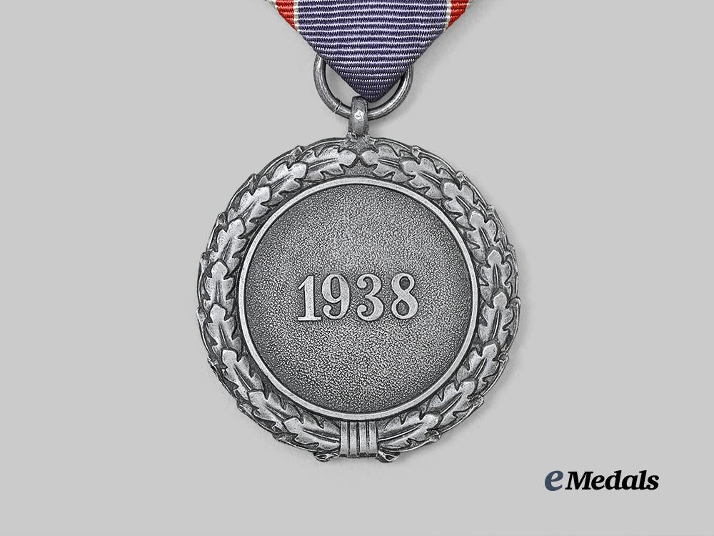 germany,_third_reich._a_mint_air_defence_honour_decoration,_i_i_class,_with_case_e_medals__g63621_8