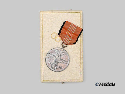germany,_third_reich._an_olympic_games_commemorative_medal,_with_case_e_medals__g63623_4