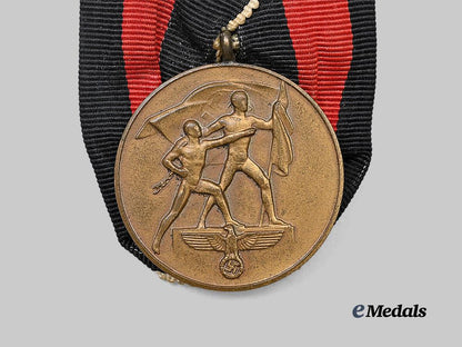 germany,_third_reich._a_sudetenland_medal,_on_parade_mount_e_medals__g63626_3