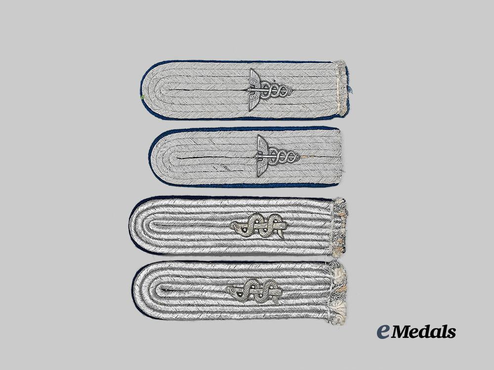 germany,_wehrmacht._a_lot_of_medical_personnel_shoulder_boards_for_leutnant_ranks_e_medals__g63630_2