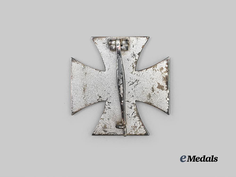 germany,_wehrmacht._a1939_iron_cross_i_class,_non-_magnetic_variant_with_case,_souval/_orth_crossover_e_medals__g63631_6