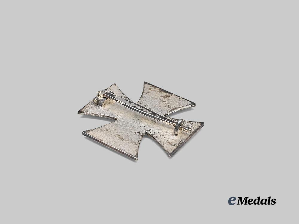germany,_wehrmacht._a1939_iron_cross_i_class,_non-_magnetic_variant_with_case,_souval/_orth_crossover_e_medals__g63631_7