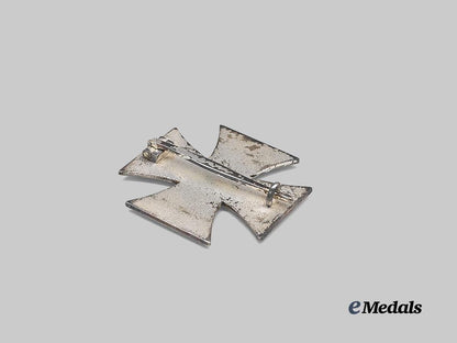 germany,_wehrmacht._a1939_iron_cross_i_class,_non-_magnetic_variant_with_case,_souval/_orth_crossover_e_medals__g63631_7