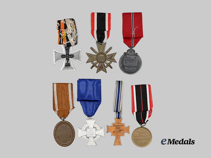 germany,_third_reich._a_mixed_lot_of_awards_for_military_and_civil_service_e_medals__g63635_5