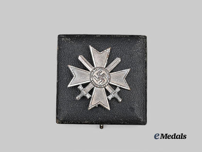 germany,_wehrmacht._a_war_merit_cross_i_class,_with_swords_and_case,_l15_variant_e_medals__g63639_4