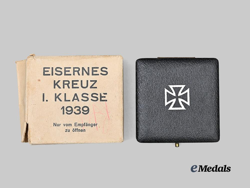 germany,_wehrmacht._a1939_iron_cross_i_class,_with_case,_double-_marked_example_by_c._f._zimmermann_e_medals__g63642_3
