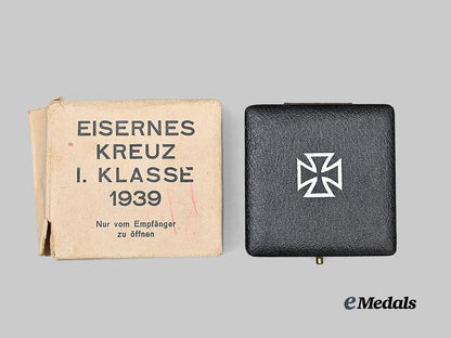 germany,_wehrmacht._a1939_iron_cross_i_class,_with_case,_double-_marked_example_by_c._f._zimmermann_e_medals__g63642_3