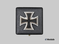 Germany, Wehrmacht. A 1939 Iron Cross I Class, with Case, Double-Marked Example by C.F. Zimmermann