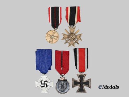 germany,_third_reich._a_mixed_lot_of_awards_for_military_and_civil_service_e_medals__g63646_2