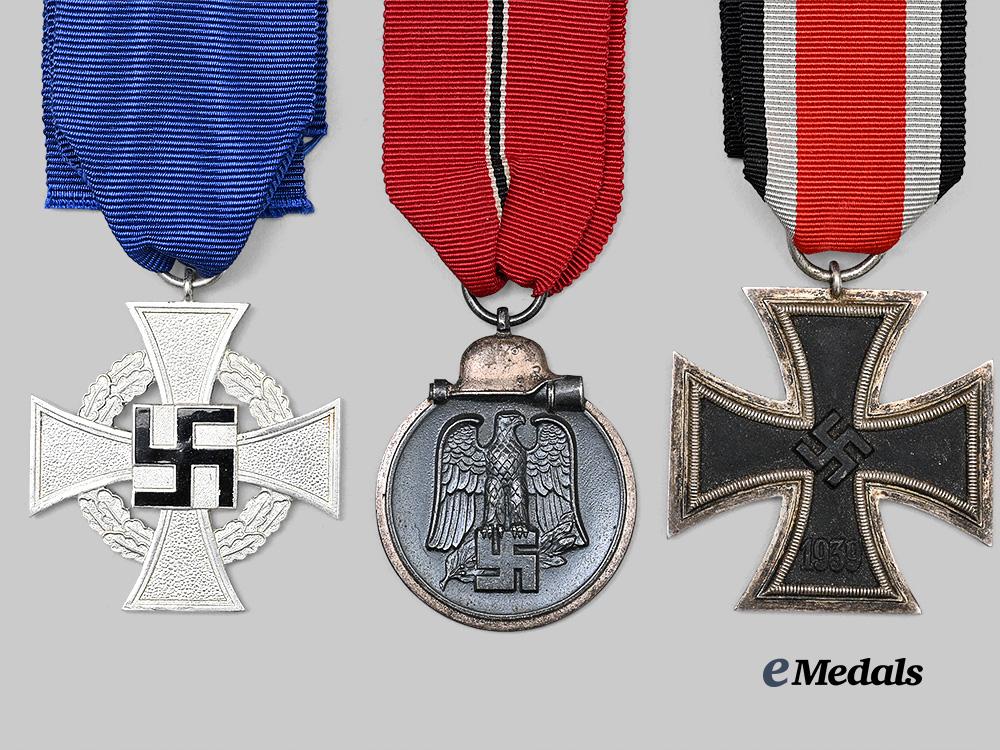 germany,_third_reich._a_mixed_lot_of_awards_for_military_and_civil_service_e_medals__g63646_3