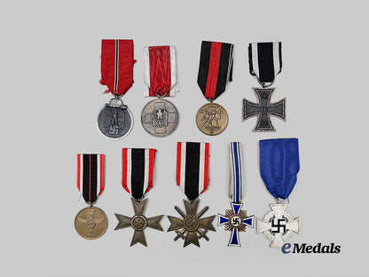 germany,_third_reich._a_mixed_lot_of_awards_for_military_and_civil_service_e_medals__g63646_8