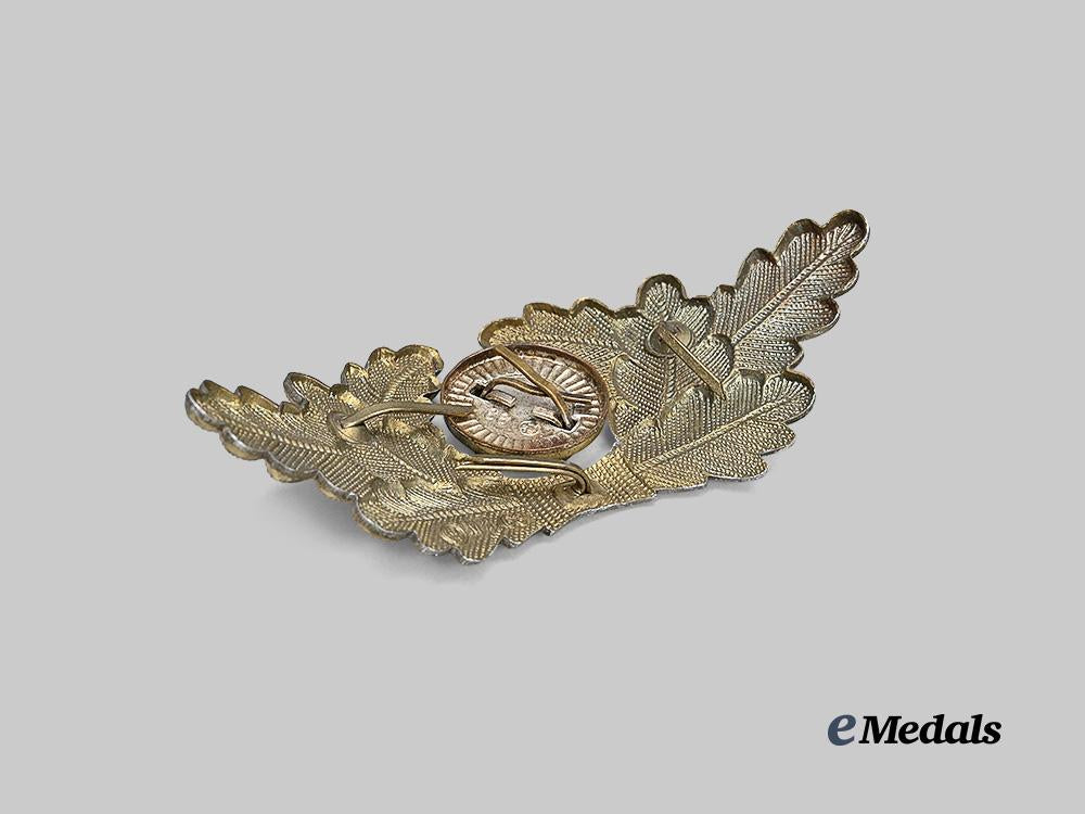 germany,_n_s_d_a_p._a_set_of_political_leader_visor_cap_insignia,_by_steinhauer&_lück_e_medals__g63652_5