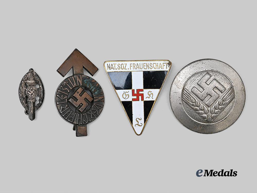 germany,_third_reich._a_mixed_lot_of_badges_e_medals__g63665_2