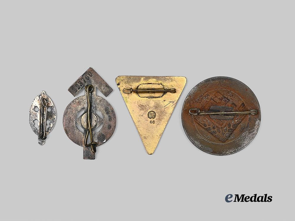 germany,_third_reich._a_mixed_lot_of_badges_e_medals__g63665_3