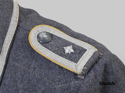 germany,_luftwaffe._a_flight_personnel/_fallschirmjäger_technical_specialist_feldwebel_service_tunic,_late-_war_example_e_medals__g63666_11