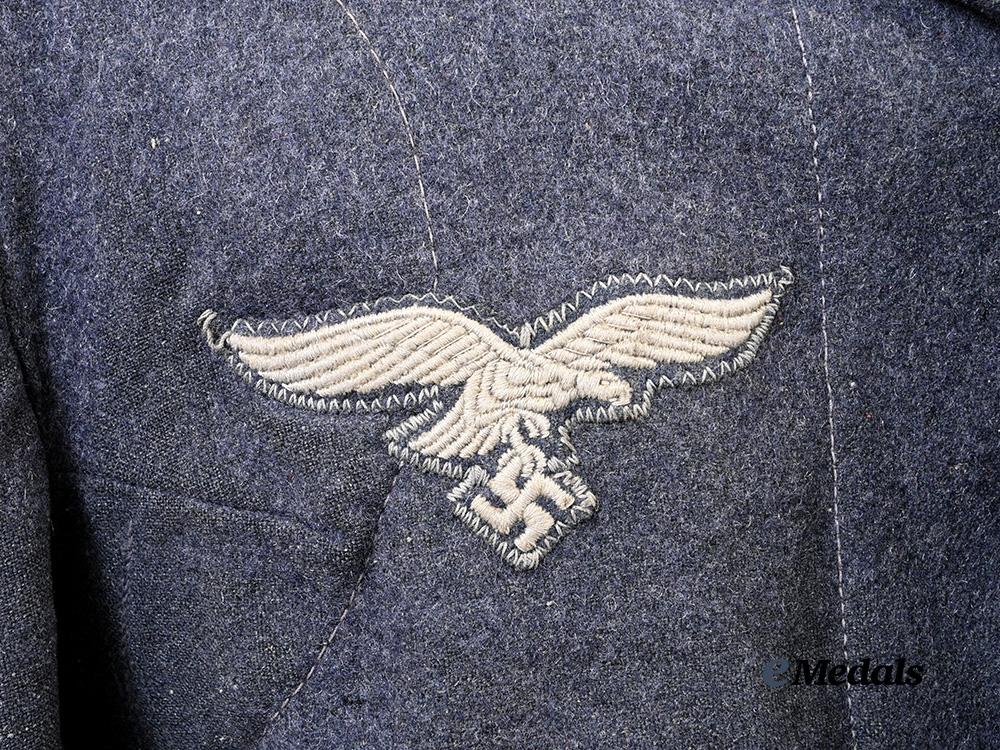 germany,_luftwaffe._a_flight_personnel/_fallschirmjäger_technical_specialist_feldwebel_service_tunic,_late-_war_example_e_medals__g63666_13