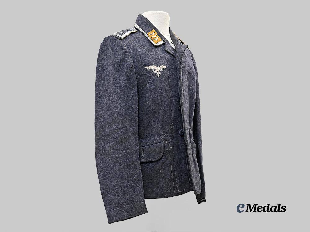 germany,_luftwaffe._a_flight_personnel/_fallschirmjäger_technical_specialist_feldwebel_service_tunic,_late-_war_example_e_medals__g63666_3