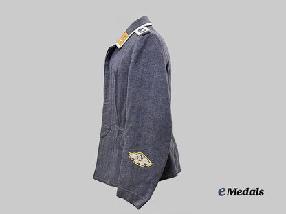 germany,_luftwaffe._a_flight_personnel/_fallschirmjäger_technical_specialist_feldwebel_service_tunic,_late-_war_example_e_medals__g63666_5