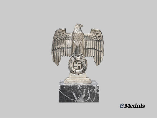 germany,_third_reich._a_patriotic_desk_eagle_e_medals__g63675_2