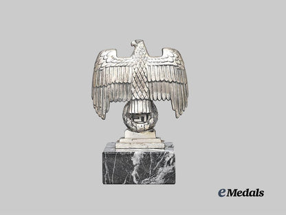 germany,_third_reich._a_patriotic_desk_eagle_e_medals__g63675_5