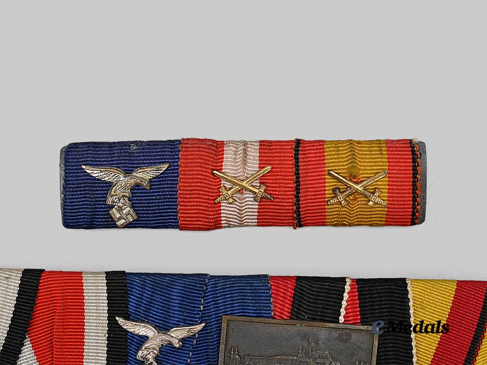 germany,_luftwaffe._a_medal_bar_for_second_world_war_and_condor_legion_service,_with_ribbon_bar_e_medals__g63679_5