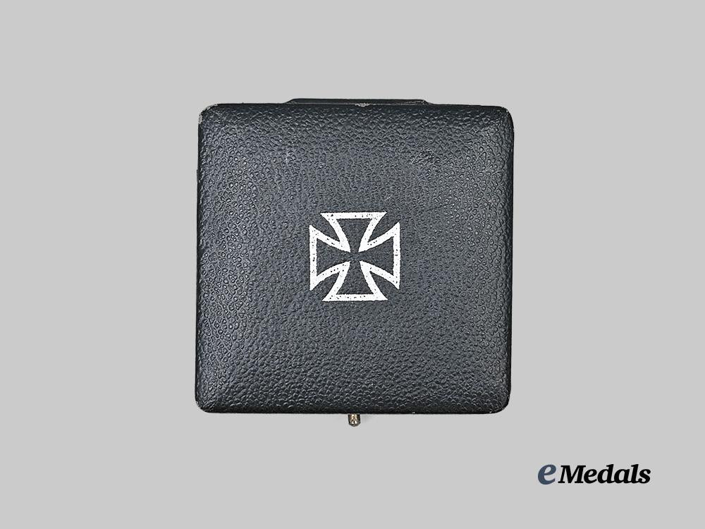 germany,_wehrmacht._a1939_iron_cross_i_class,_with_case,_by_wächtler&_lange_e_medals__g63685_2