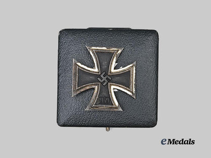 germany,_wehrmacht._a1939_iron_cross_i_class,_with_case,_by_wächtler&_lange_e_medals__g63685_4