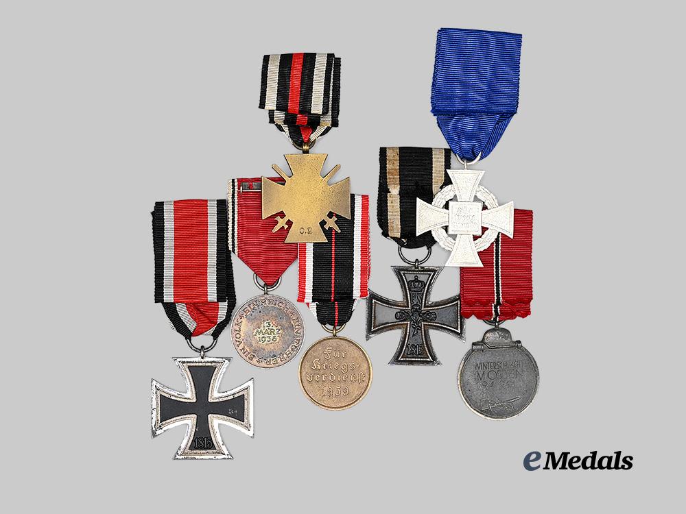 germany,_third_reich._a_lot_of_awards_for_military_and_civil_service_e_medals__g63686_6