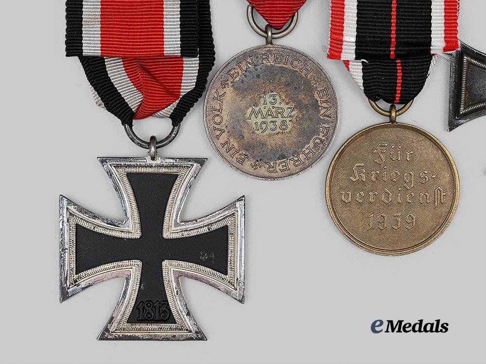germany,_third_reich._a_lot_of_awards_for_military_and_civil_service_e_medals__g63686_8