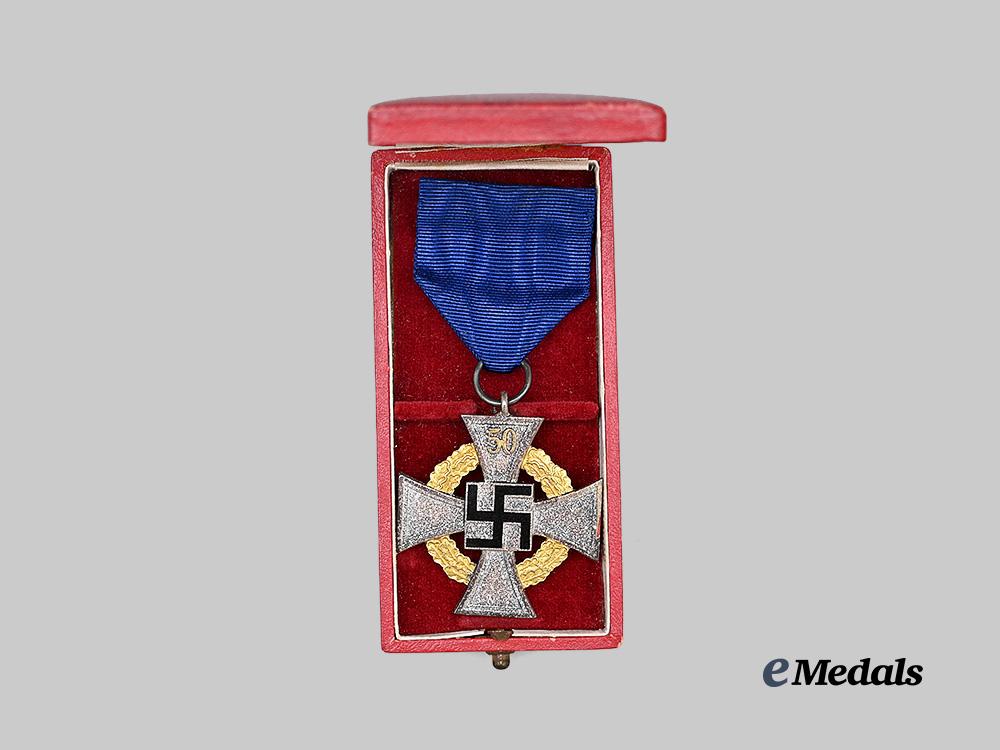 germany,_third_reich._a_civil_service_long_service_award,_special_grade_for50_years_with_case,_by_deschler&_sohn_e_medals__g63687_3