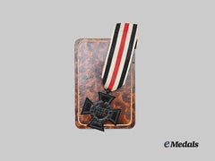 Germany, Third Reich. A Mint Honour Cross of the World War 1914/1918 for War Bereaved, with Case, by C.E. Juncker
