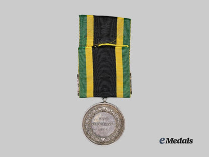 saxe-_weimar-_eisenach,_grand_duchy._a_general_honour_decoration,_silver_medal,_with_swords_e_medals__g63695_4