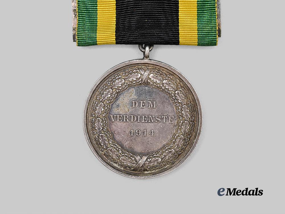 saxe-_weimar-_eisenach,_grand_duchy._a_general_honour_decoration,_silver_medal,_with_swords_e_medals__g63695_5