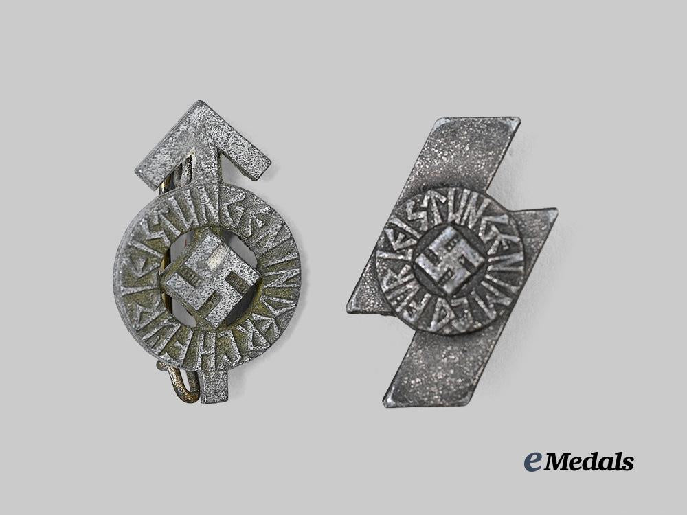 germany,_h_j._a_pair_of_d_j_and_h_j_proficiency_badges,_miniature_versions_e_medals__g63696_2