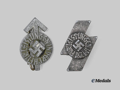 germany,_h_j._a_pair_of_d_j_and_h_j_proficiency_badges,_miniature_versions_e_medals__g63696_2