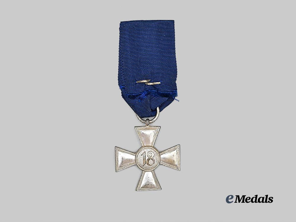 germany,_wehrmacht._a_long_service_award,_i_i_class_for18_years_e_medals__g63699_4