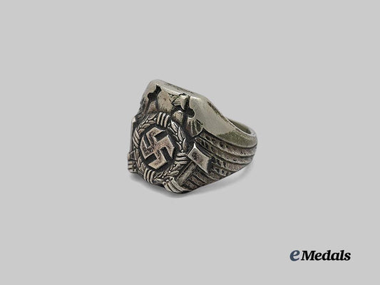 germany,_h_j._an_honour_ring_for_leaders,_by_benno_von_arent_e_medals__g63709_4
