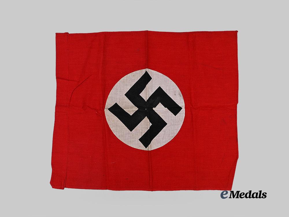 germany,_n_s_d_a_p._a_party_banner_e_medals__g63713_2
