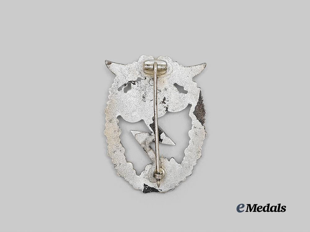 germany,_luftwaffe._a_ground_assault_badge,_refurbished_late-_war_example,_by_friedrich_linden_e_medals__g63716_3