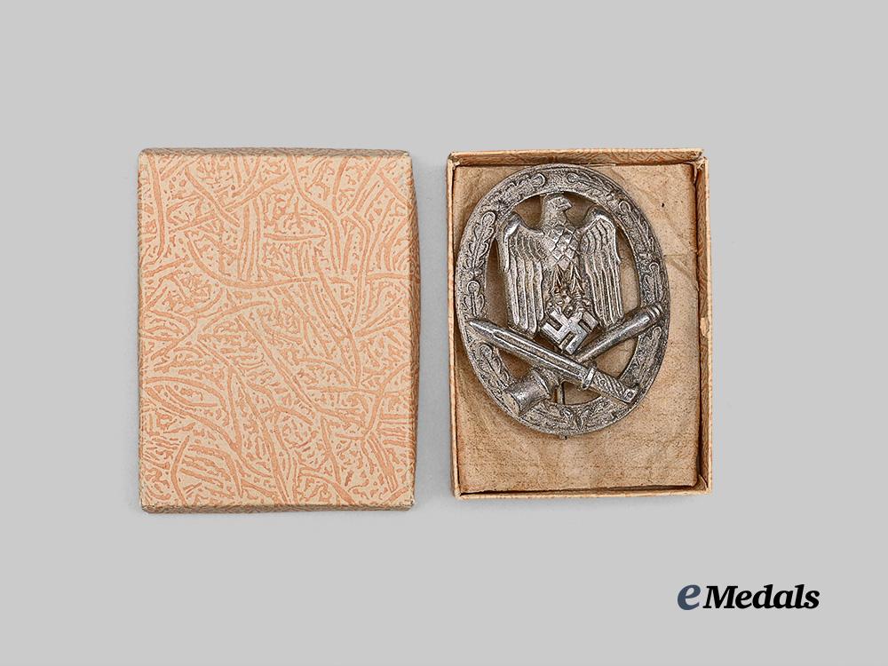 germany,_wehrmacht._a_general_assault_badge,_with_case,_unknown_maker11_e_medals__g63726_3