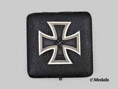 Germany, Wehrmacht. A 1939 Iron Cross I Class, Crunch Bead Variant, with Case