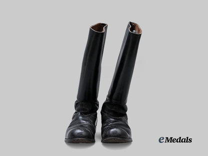 germany,_wehrmacht._a_pair_of_service_boots_for_officer_ranks_e_medals__g63762_3