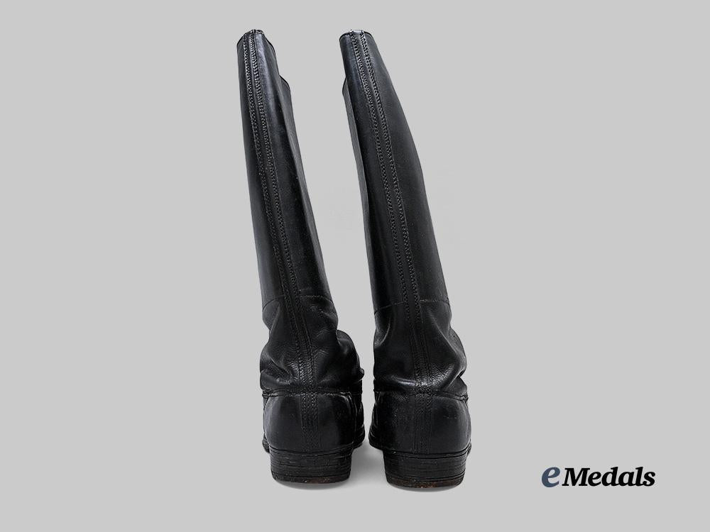 germany,_wehrmacht._a_pair_of_service_boots_for_officer_ranks_e_medals__g63762_8