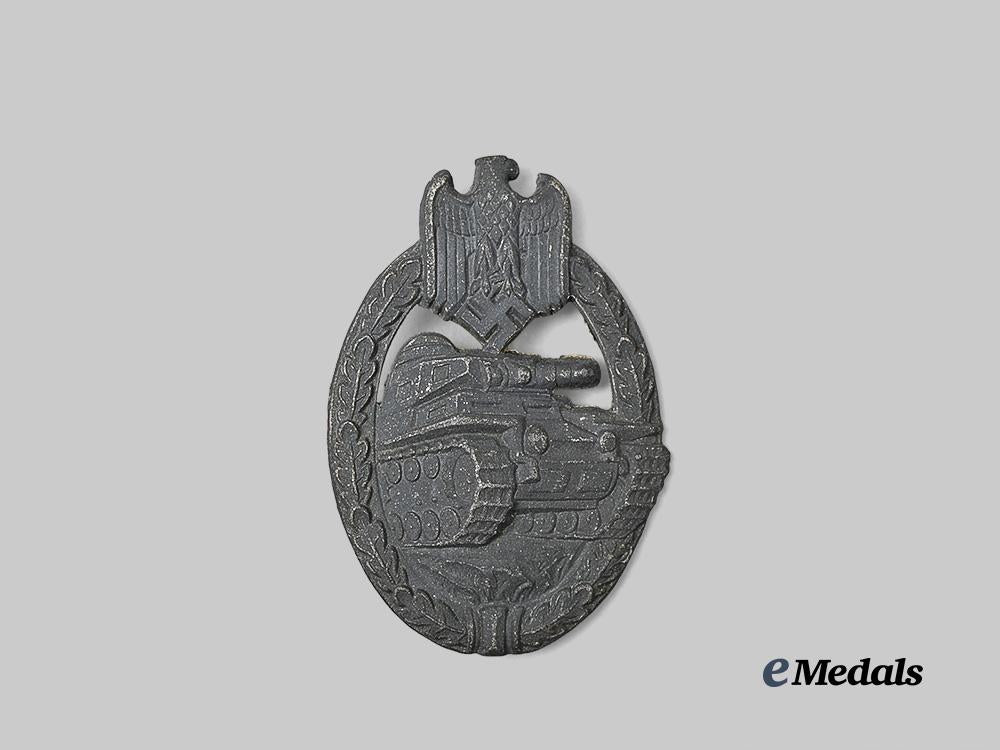germany,_wehrmacht._a_panzer_assault_badge,_silver_grade,_hollow_zink_version_by_wilhelm_deumer_e_medals__g63778_2