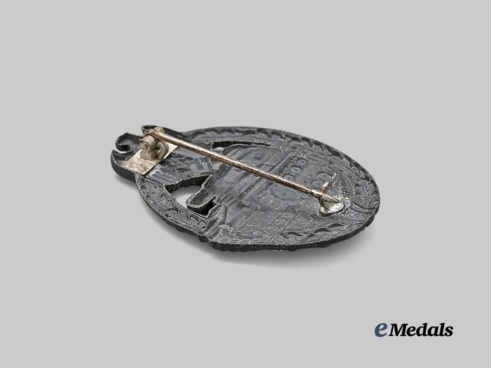 germany,_wehrmacht._a_panzer_assault_badge,_silver_grade,_hollow_zink_version_by_wilhelm_deumer_e_medals__g63778_4