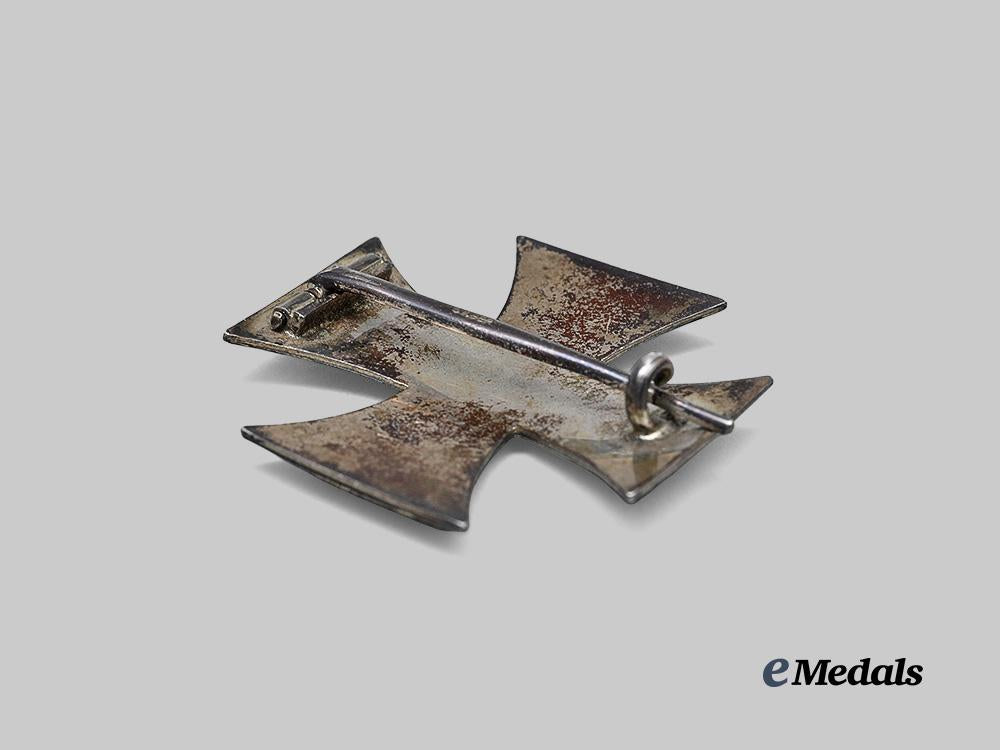 germany,_imperial._a1914_iron_cross_i_class,_with_case,_privately-_purchased_example_e_medals__g63781_7
