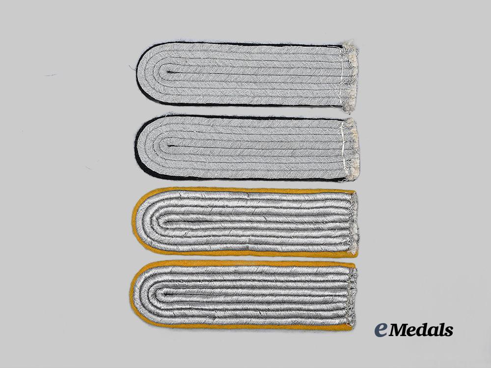 germany,_wehrmacht._a_lot_of_shoulder_boards_for_leutnant_ranks,_heer_and_luftwaffe_issue_e_medals__g63812_2